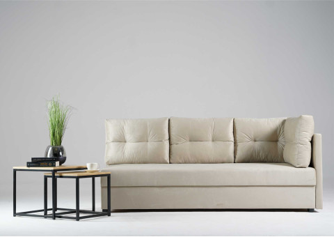 Prawa sofa rozkładana z pikowanymi poduszkami MALA