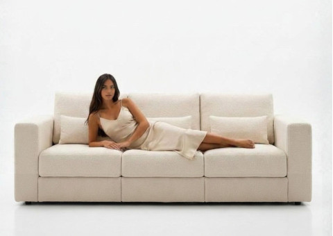 Klasyczna elegancka sofa...