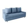 Jasno niebieska kanapa z srebrnymi nóżkami