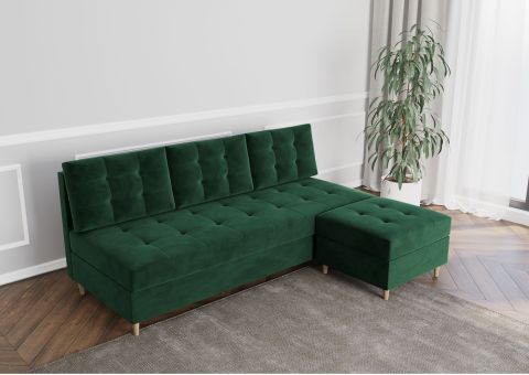 Zielona sofa pikowana z pufą