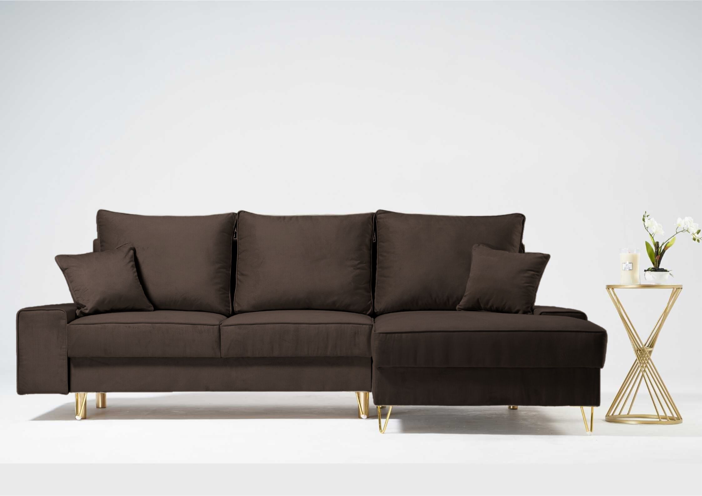 Brązowy narożnik na złotych nogach